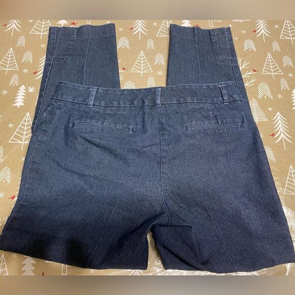 Van Heusen Women’s Stretch Jeans, size 4 REG. (J61) - Picture 2 of 10